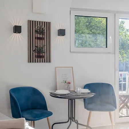 Aivaz-apartments Rundbunker 公寓